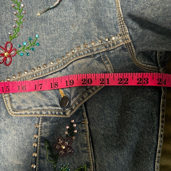 Code Blue vintage Jean Jacket Beaded Floral. Women’s size M - Picture 13 of 16
